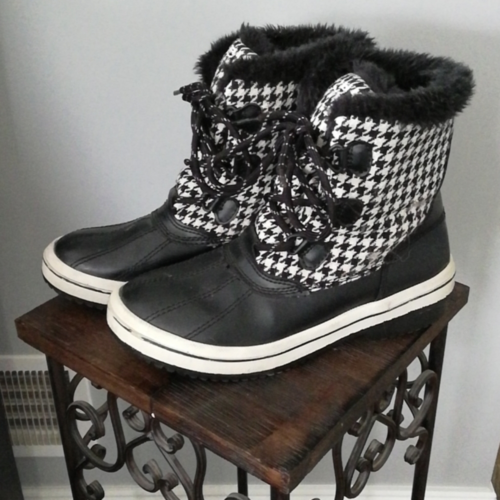 Winter boots